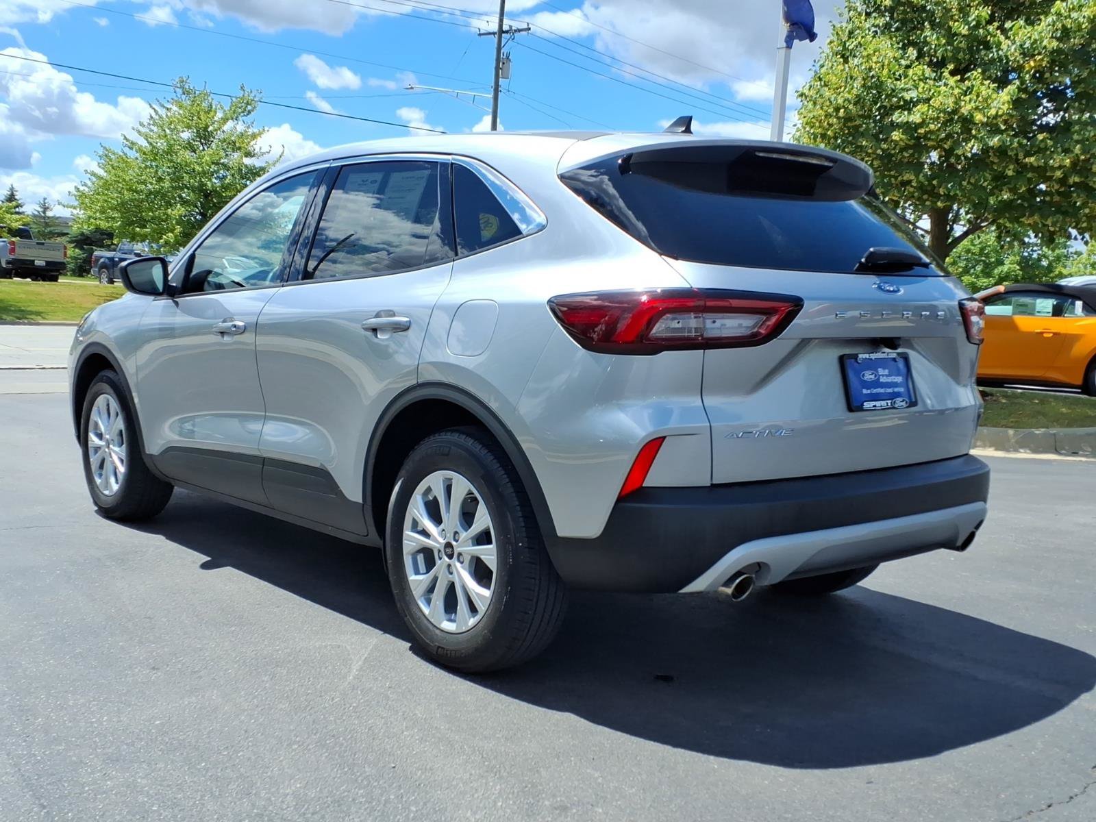 Certified 2024 Ford Escape Active w/ Cold Weather Package FWD image 7