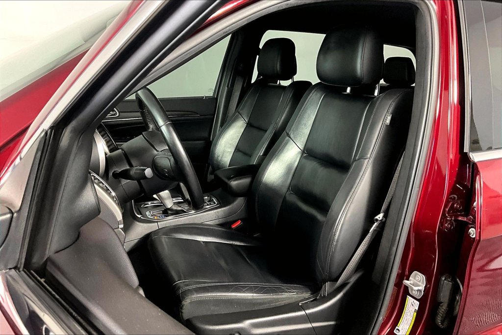 Used 2018 Jeep Grand Cherokee Limited AWD/4WD image 25