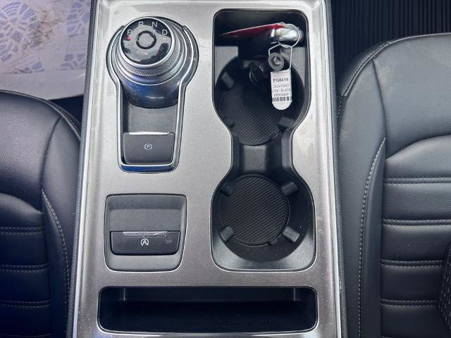 Certified 2024 Ford Edge SEL w/ Convenience Package AWD/4WD image 16