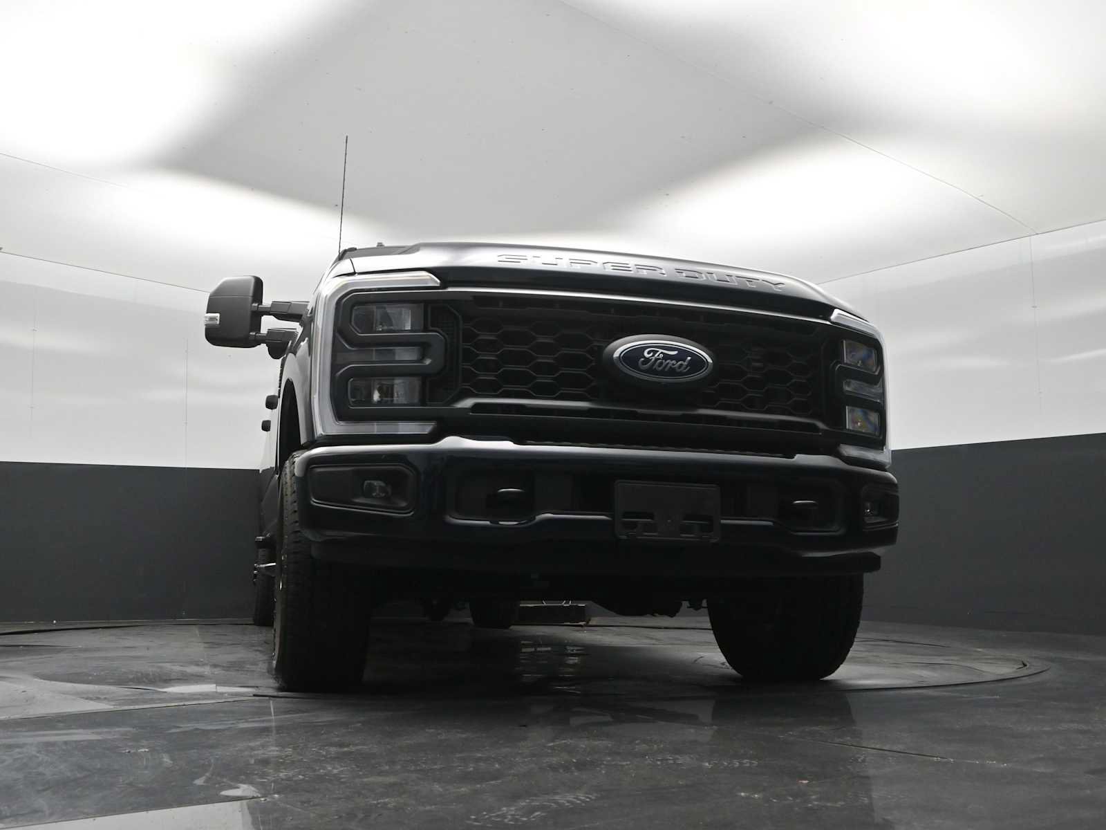Certified 2024 Ford F250 XL w/ STX Appearance Package AWD/4WD image 18