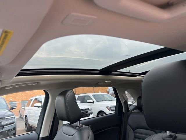 Certified 2023 Ford Edge SEL w/ Convenience Package image 20