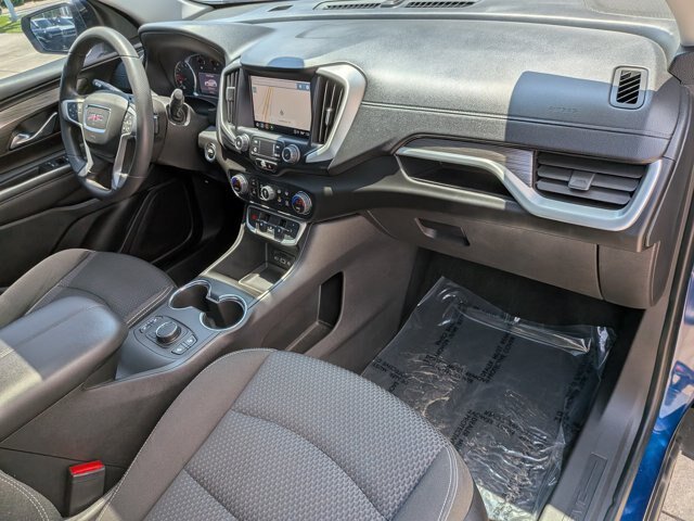 Used 2022 GMC Terrain SLE w/ Driver Convenience Package FWD image 40