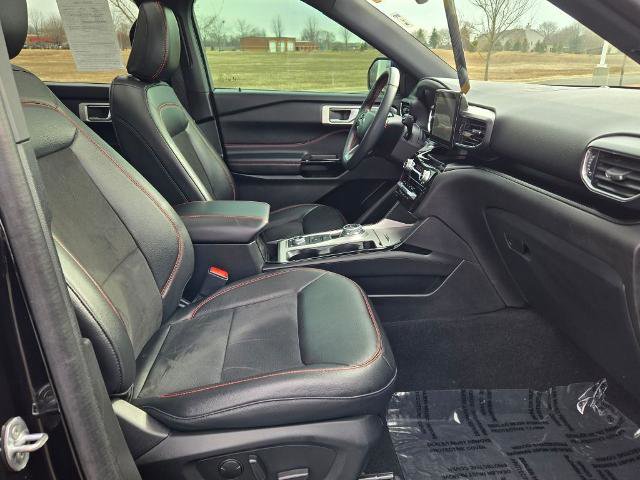 Certified 2023 Ford Explorer ST-Line w/ Class IV Trailer Tow Package image 7