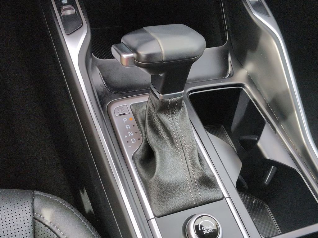 Used 2025 Kia Sorento S w/ Panoramic Sunroof Package image 16