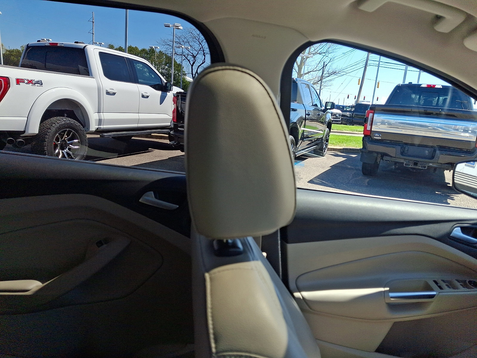 Certified 2017 Ford Escape Titanium image 12