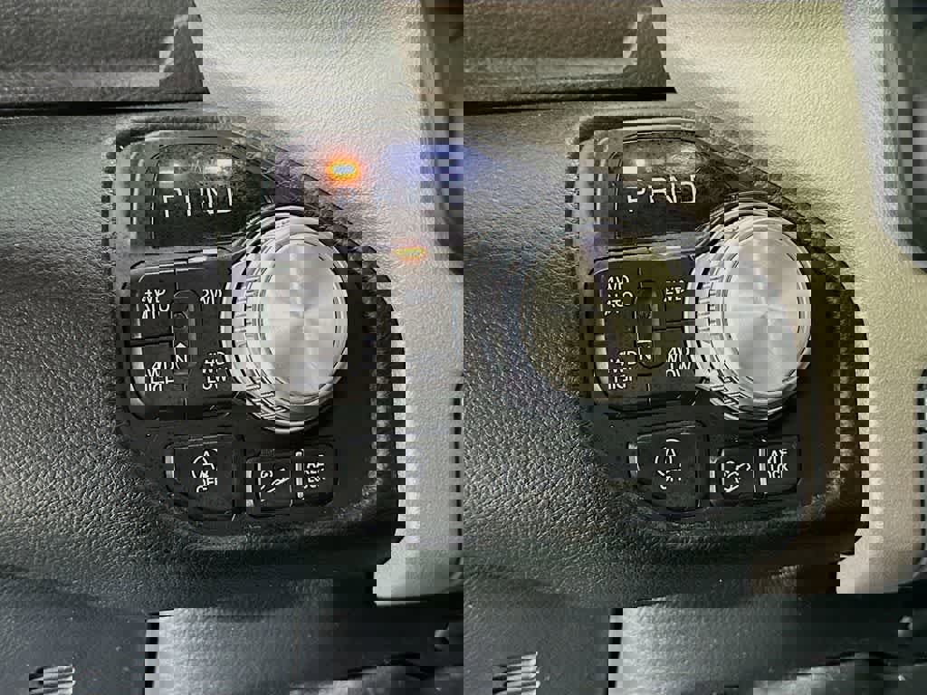 Used 2020 RAM 1500 Laramie w/ Off Road Group image 22