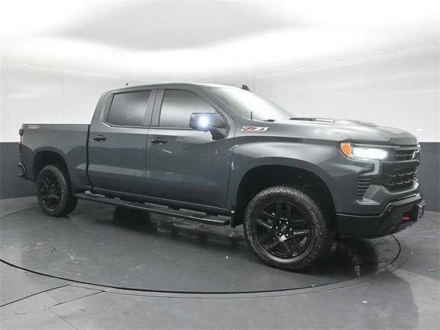 Used 2025 Chevrolet Silverado 1500 LT Trail Boss w/ LT Trail Boss Premium Package image 1