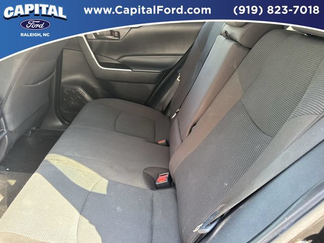 Used 2025 Toyota RAV4 LE AWD/4WD image 18