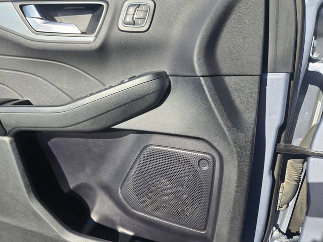 Certified 2022 Ford Escape Titanium image 11