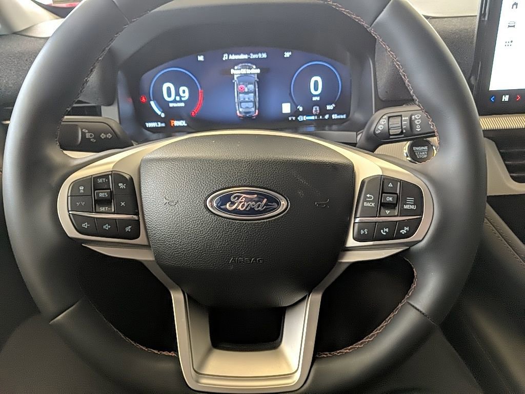 Certified 2025 Ford Explorer Active image 15
