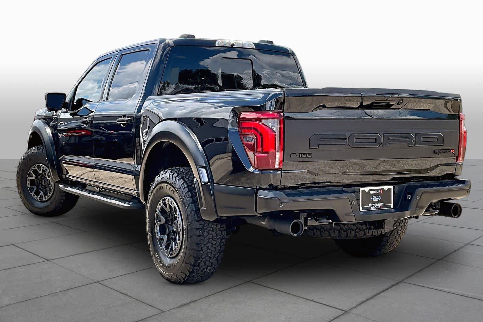 Certified 2025 Ford F150 Raptor w/ Equipment Group 803A Raptor R AWD/4WD image 12
