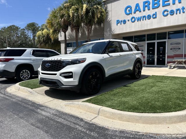 Certified 2022 Ford Explorer ST-Line w/ Class IV Trailer Tow Package RWD image 12