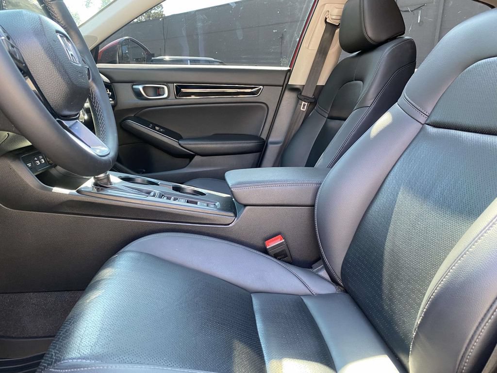 Used 2024 Honda Civic Touring image 14