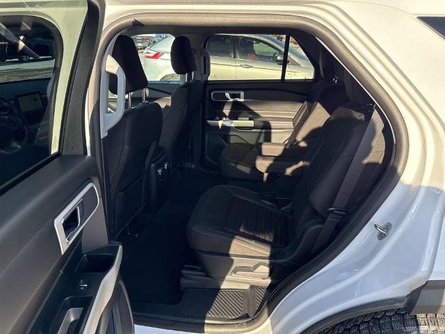 Certified 2021 Ford Explorer XLT w/ Class III Trailer Tow Package image 28