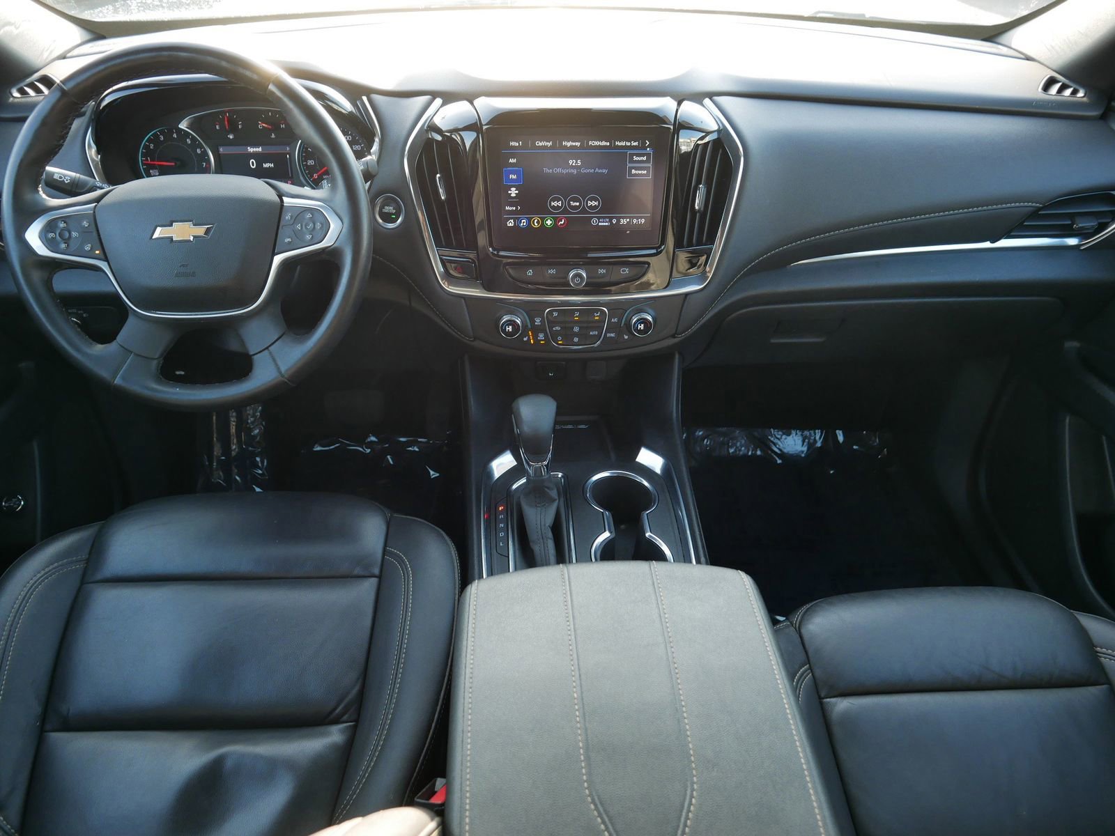 Used 2023 Chevrolet Traverse LT image 20