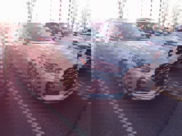 Used 2018 Hyundai Sonata Limited image 3