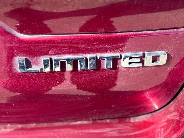 Used 2023 Jeep Grand Cherokee Limited image 12