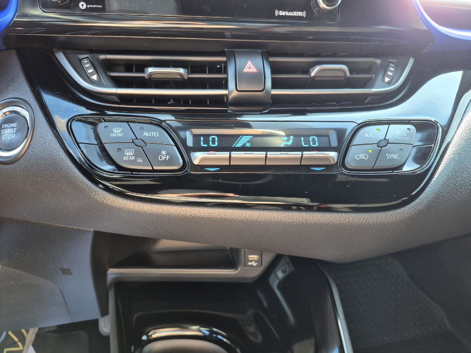 Used 2021 Toyota C-HR XLE image 21