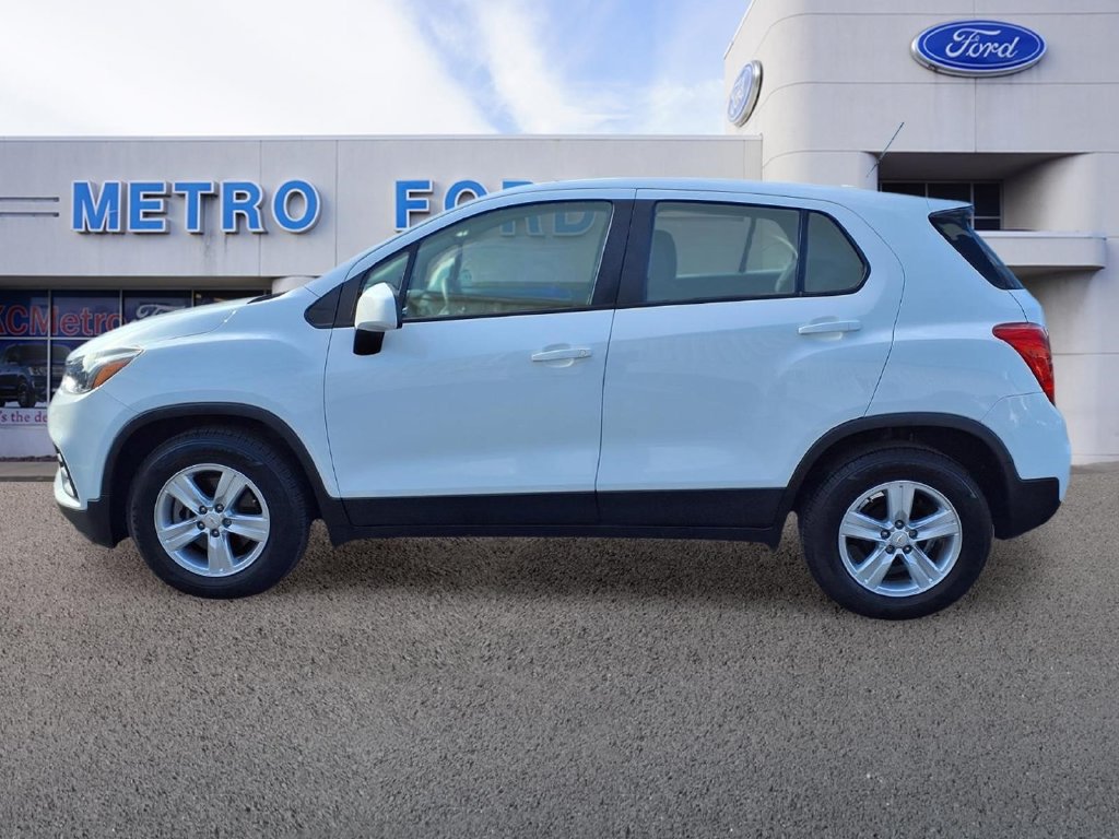 Used 2020 Chevrolet Trax LS FWD image 6