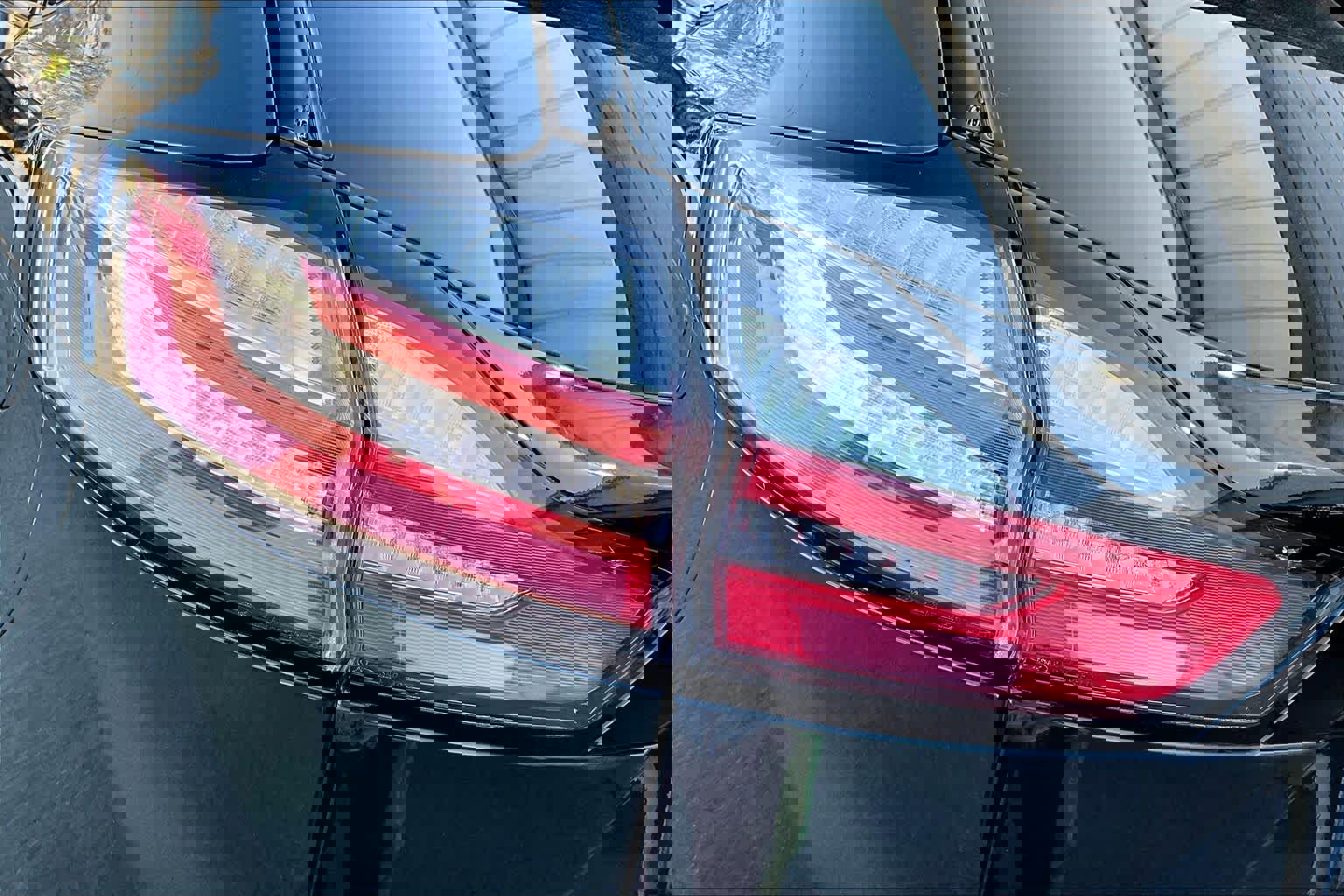 Certified 2023 Ford Edge SE image 29