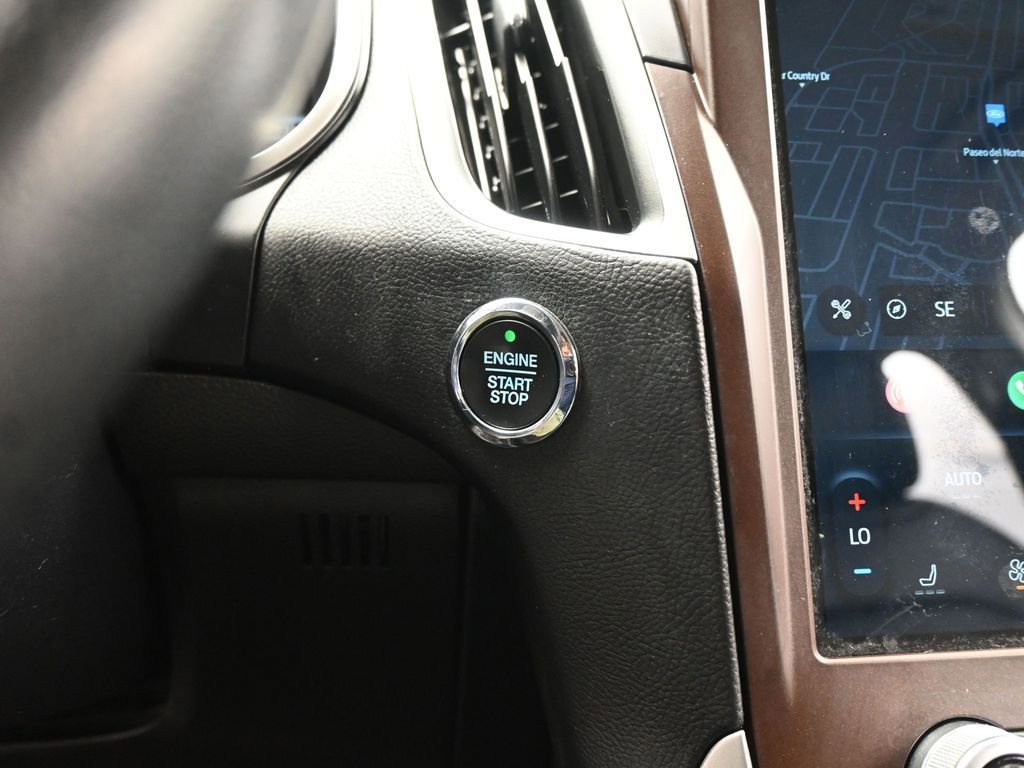 Certified 2021 Ford Edge SEL w/ Convenience Package image 17