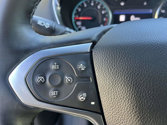 Used 2023 Chevrolet Traverse RS FWD image 21