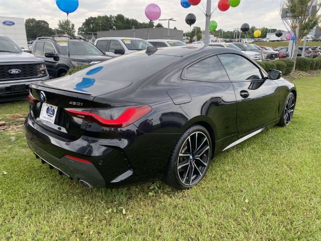 Used 2023 BMW 430i xDrive Coupe w/ M Sport Package AWD/4WD image 7
