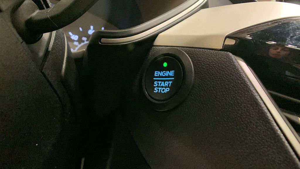 Certified 2022 Ford Escape SEL image 38