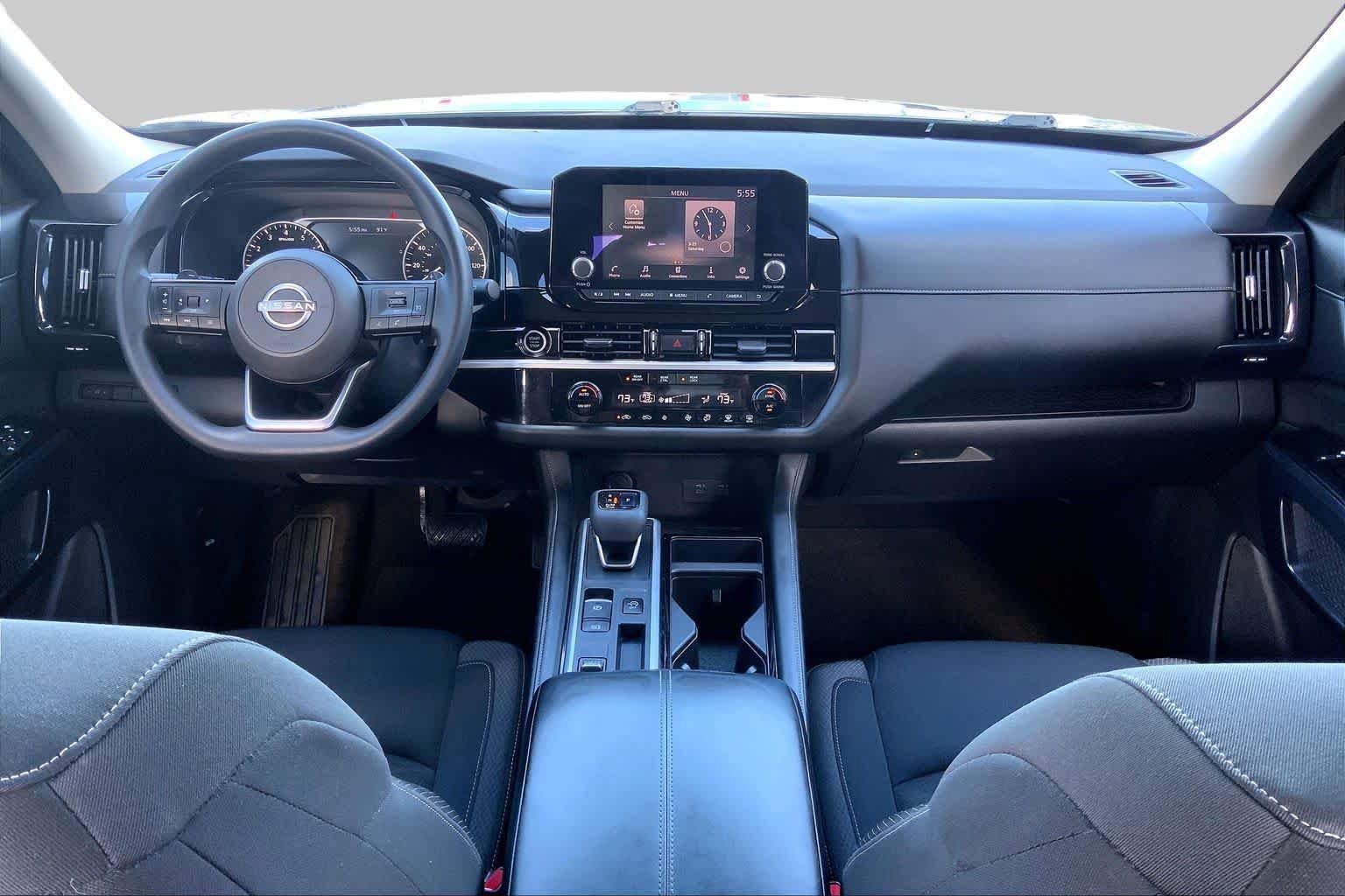 Used 2022 Nissan Pathfinder S FWD image 16