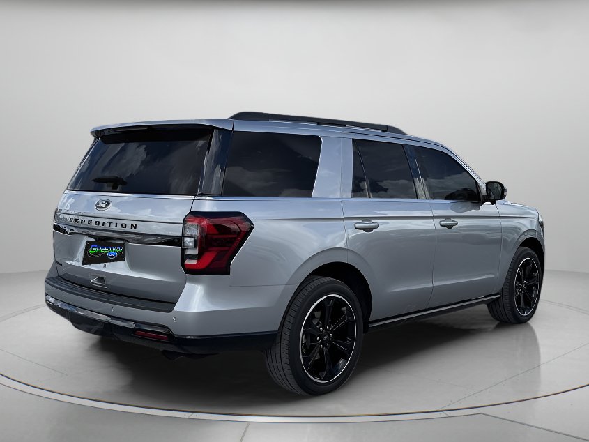 Certified 2023 Ford Expedition Limited AWD/4WD image 3