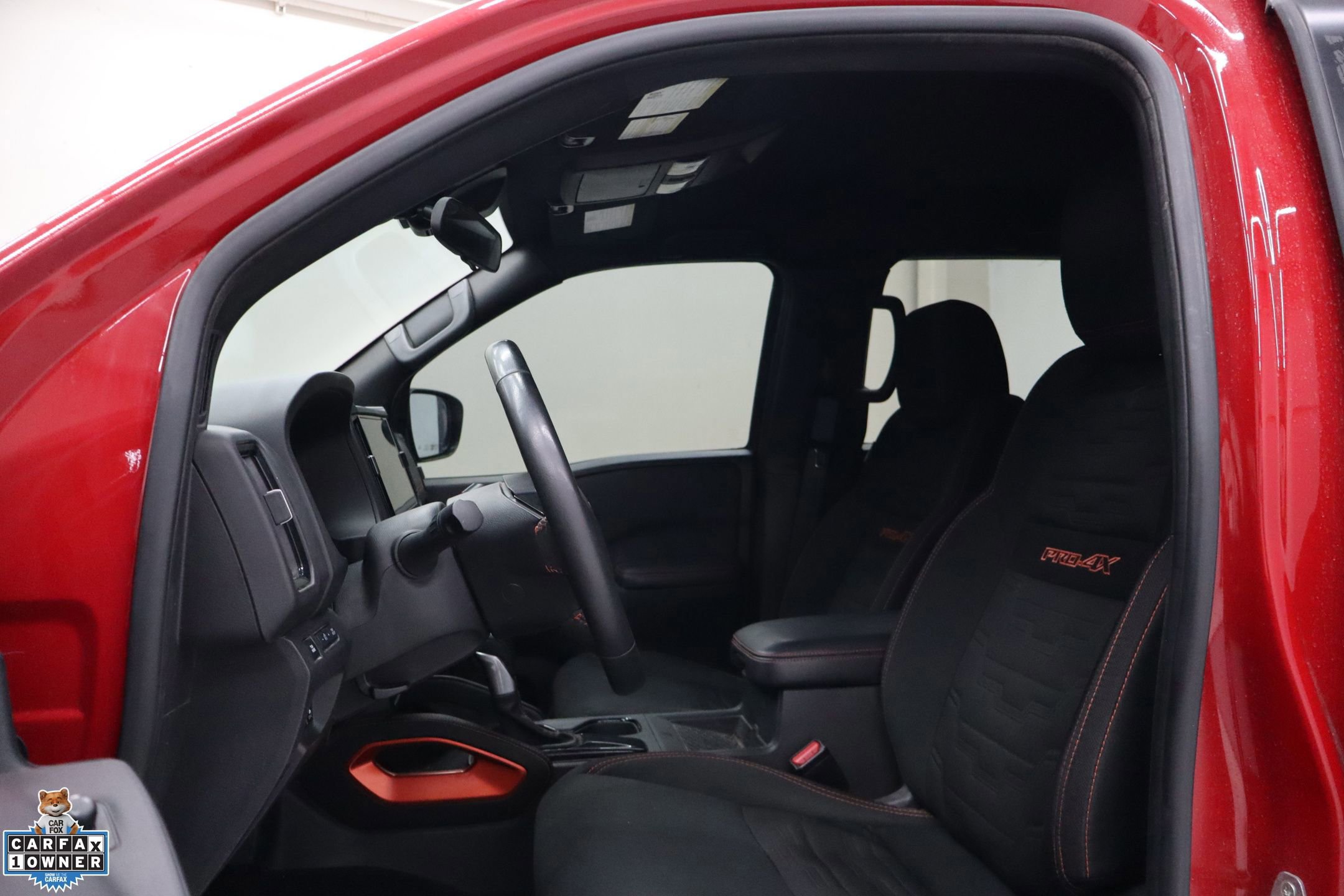 Used 2025 Nissan Frontier PRO-4X w/ Pro Convenience Package image 19