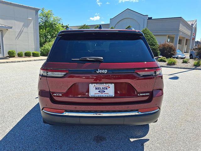 Used 2025 Jeep Grand Cherokee Laredo X w/ Luxury Tech Group I AWD/4WD image 23