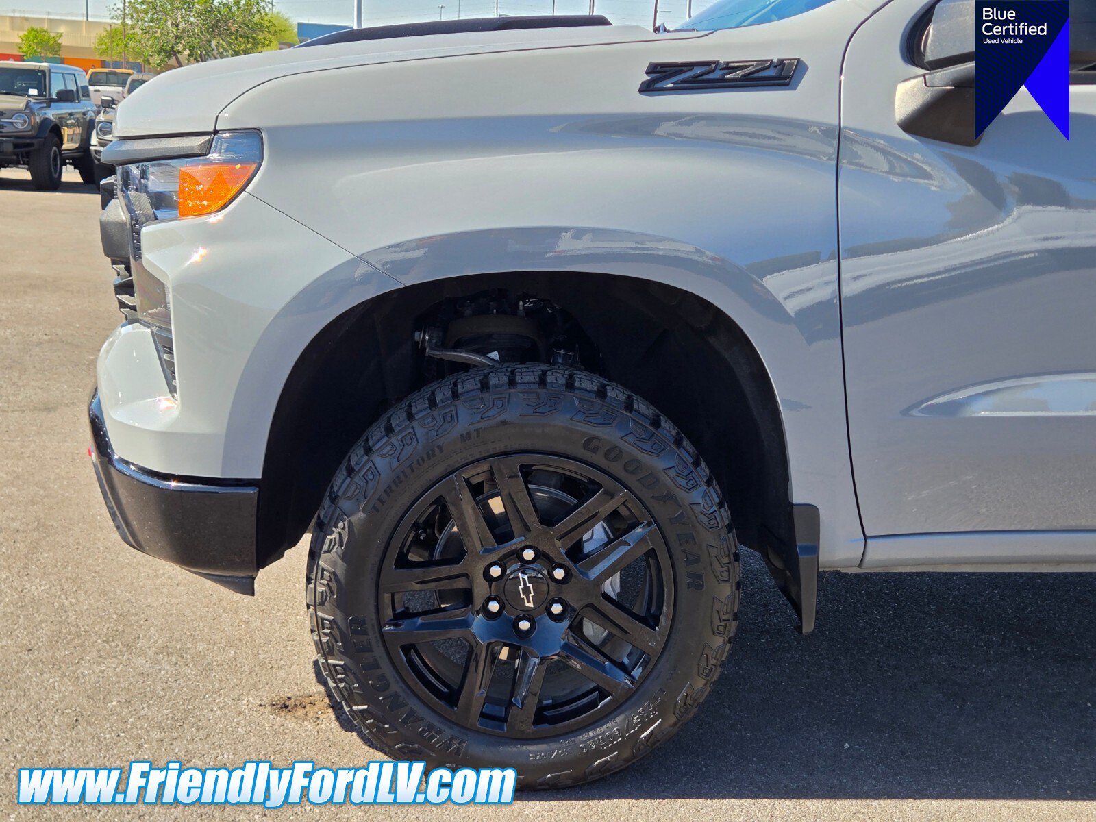 Used 2024 Chevrolet Silverado 1500 Custom Trail Boss w/ LPO, Dark Essentials Package AWD/4WD image 8