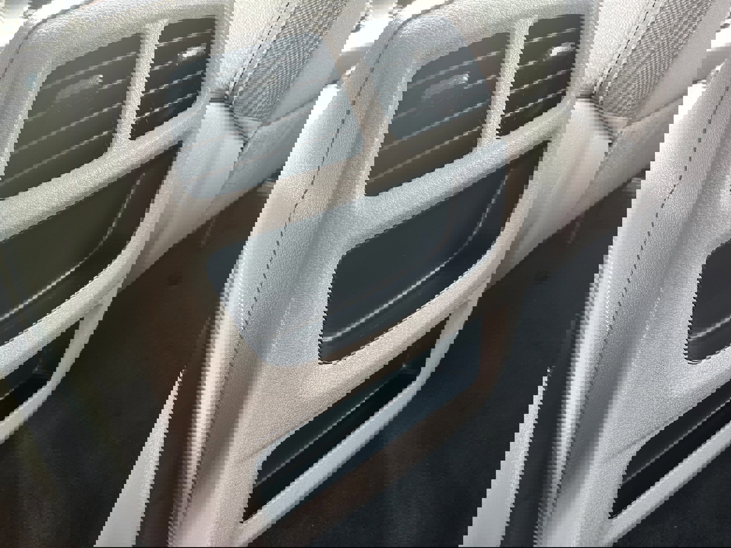 Used 2019 Honda Pilot LX image 11