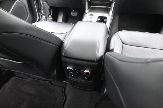 Certified 2023 Ford Explorer Limited w/ Limited Technology Package AWD/4WD image 19