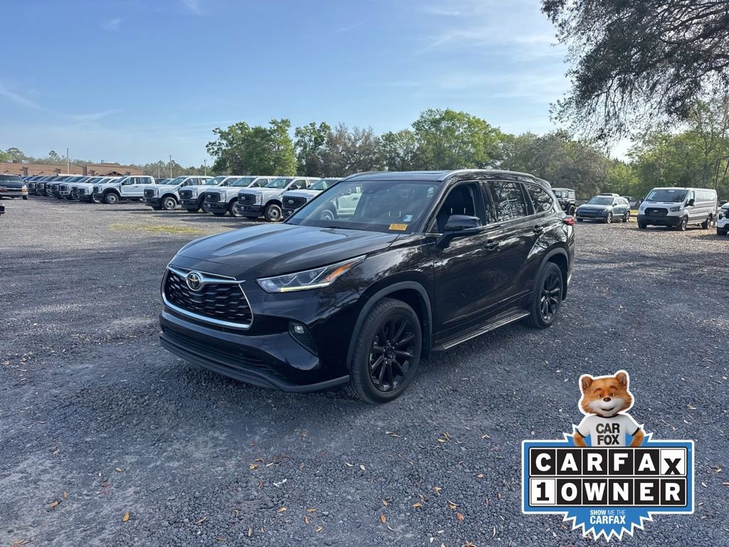 Used 2022 Toyota Highlander Limited