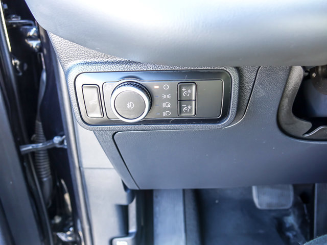 Certified 2025 Ford Explorer Active w/ Active Comfort Package image 22