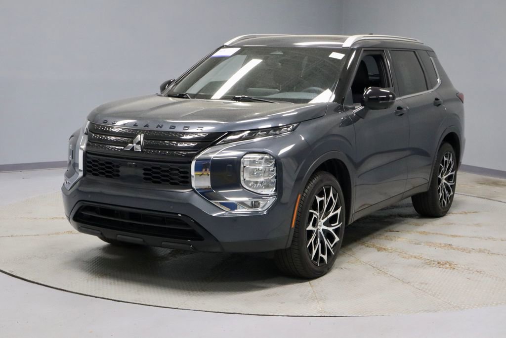 Used 2024 Mitsubishi Outlander SE Black Edition AWD/4WD image 7