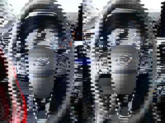 Certified 2022 Ford Escape SE w/ Cold Weather Package image 19