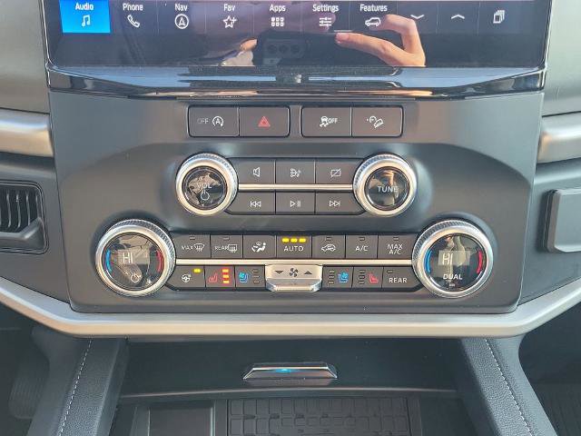 Certified 2024 Ford Expedition XLT image 29