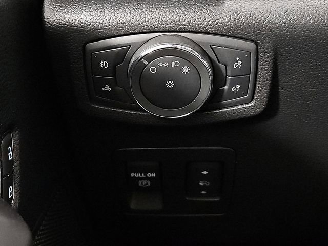 Certified 2019 Ford F150 XLT w/ Equipment Group 302A Luxury image 25