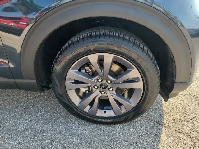 Certified 2022 Ford Explorer XLT w/ Equipment Group 202A AWD/4WD image 13