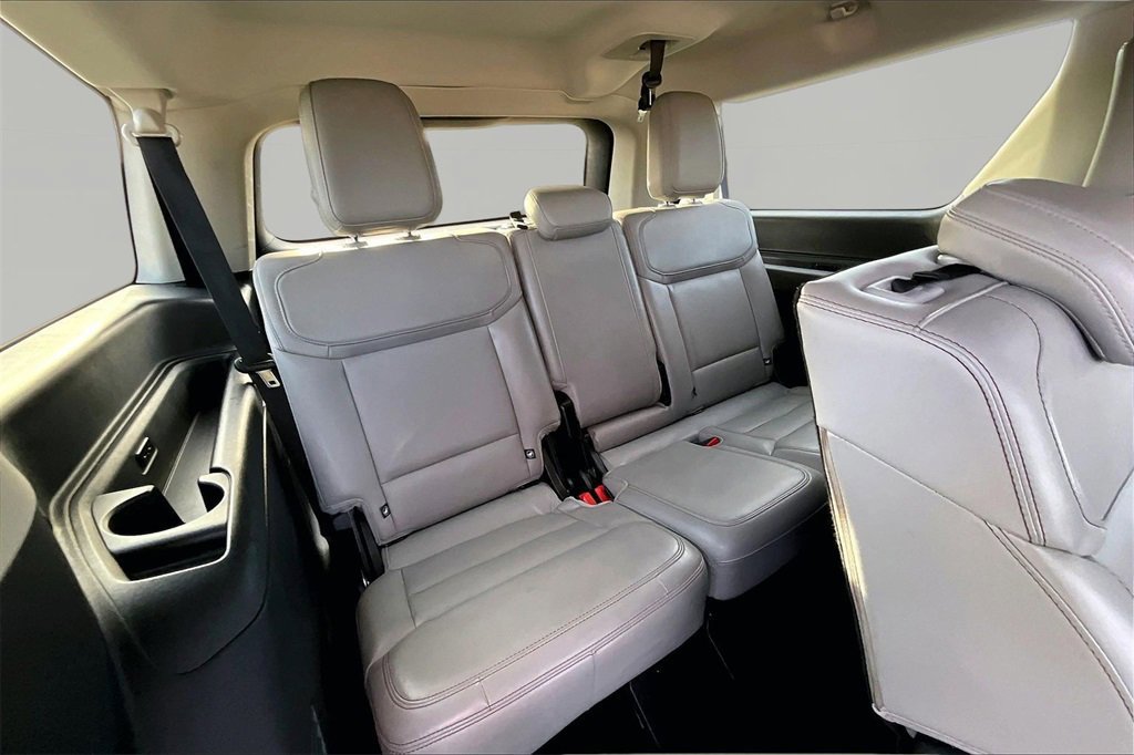 Certified 2025 Ford Expedition Max Active image 28