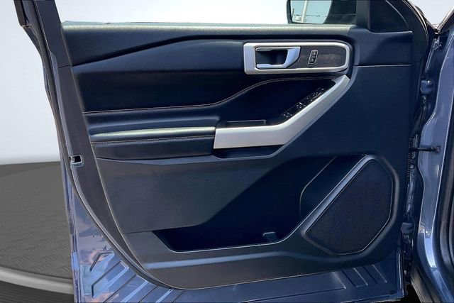 Certified 2021 Ford Explorer XLT w/ Equipment Group 202A image 23