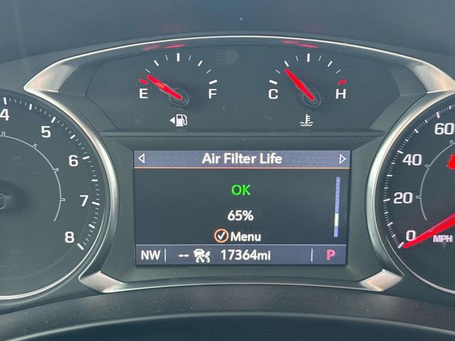 Used 2024 GMC Terrain AT4 image 27