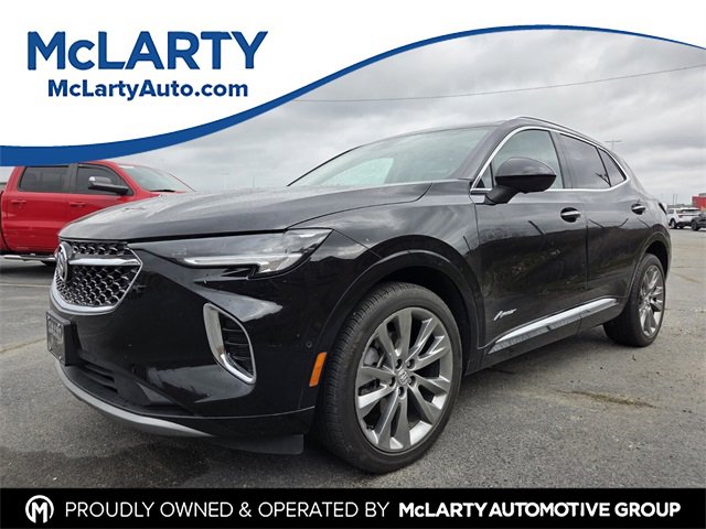 Used 2022 Buick Envision Avenir w/ Technology Package II image 1