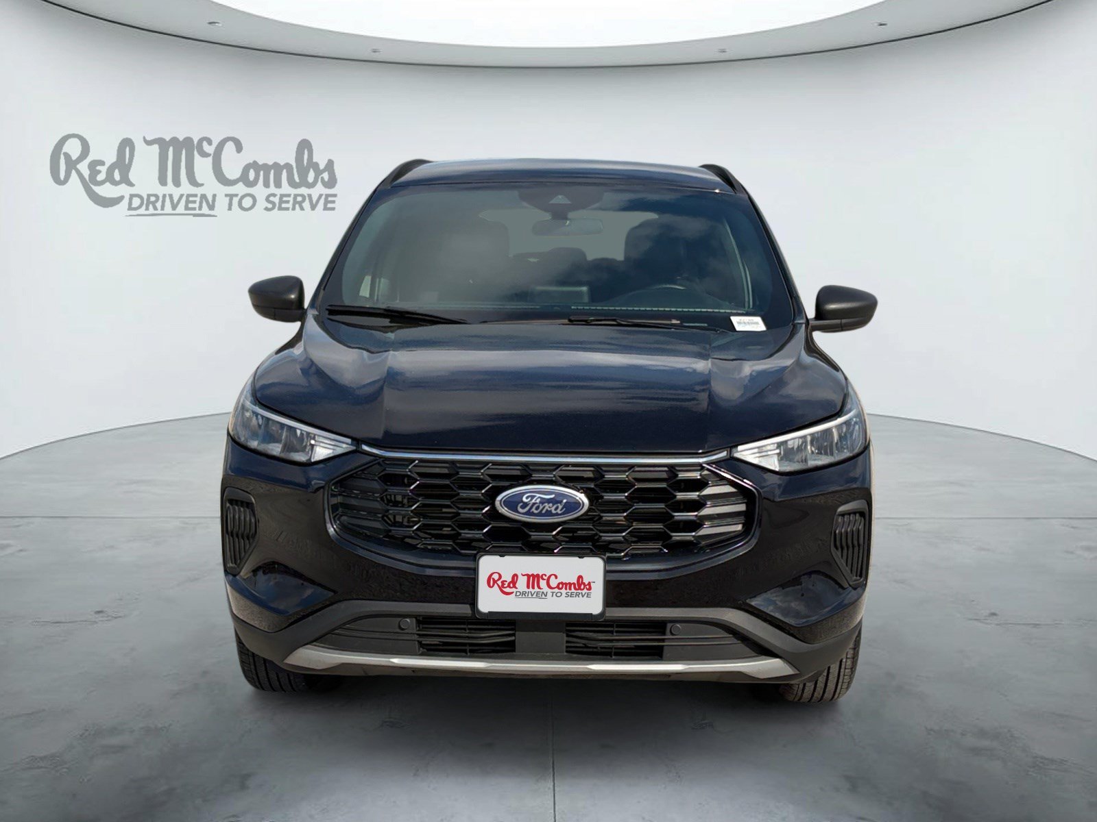 Certified 2025 Ford Escape ST-Line AWD/4WD image 2