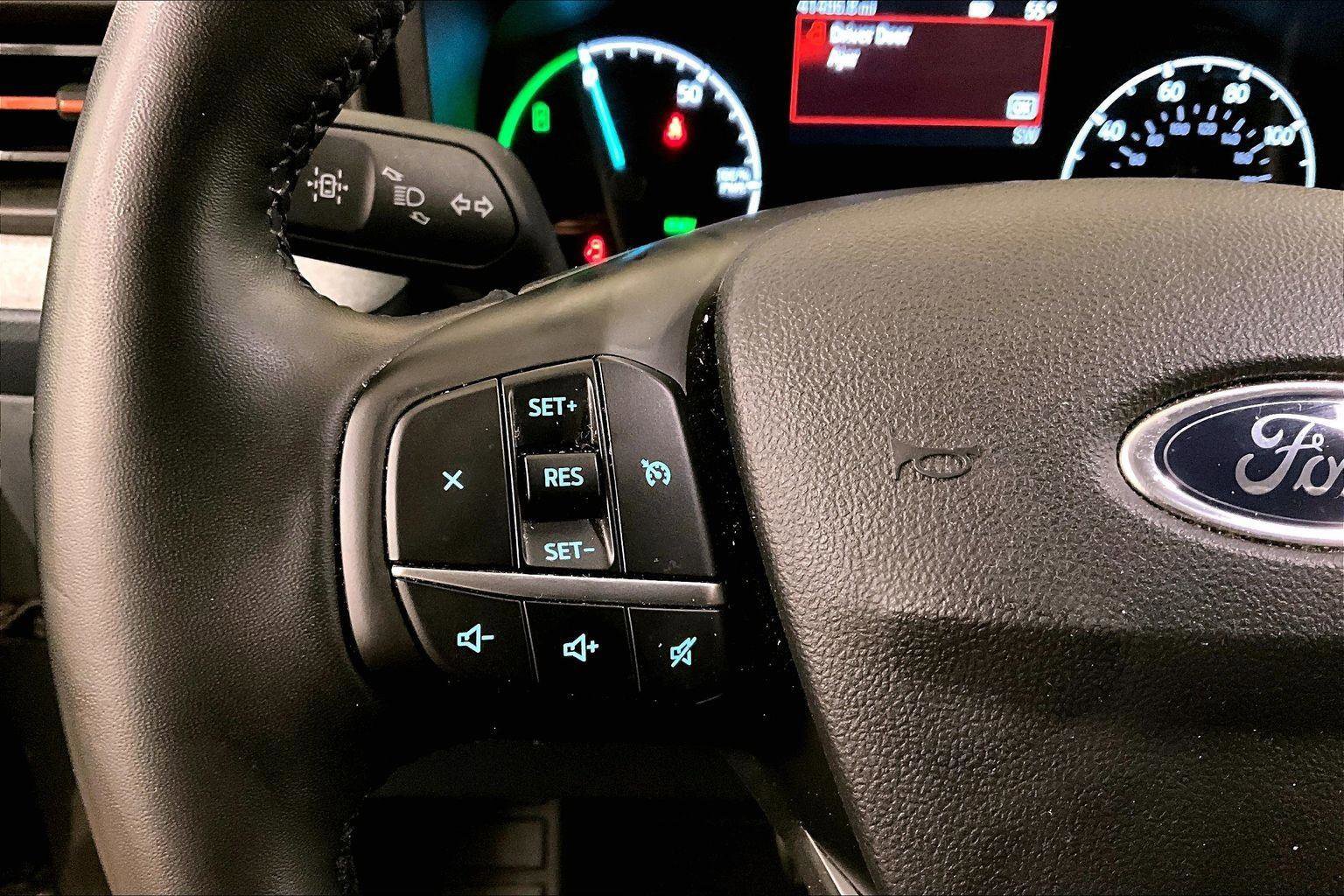 Certified 2024 Ford Maverick XLT w/ XLT Luxury Package image 17