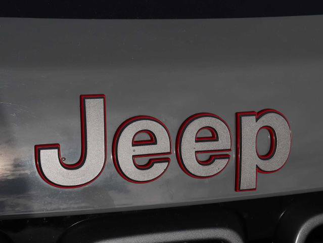 Used 2020 Jeep Grand Cherokee Trailhawk w/ Trailhawk Luxury Group image 11