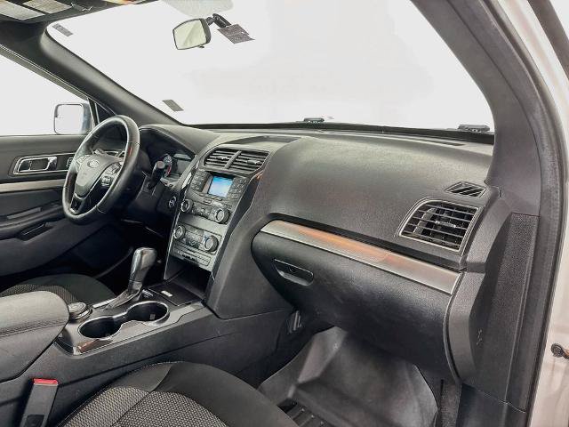 Certified 2019 Ford Explorer XLT AWD/4WD image 29